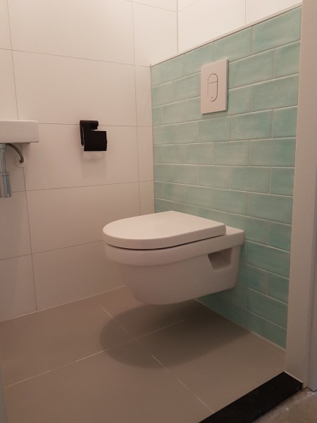 Relax-bouw voor al uw klussen om uw droom toilet  te realiseren!