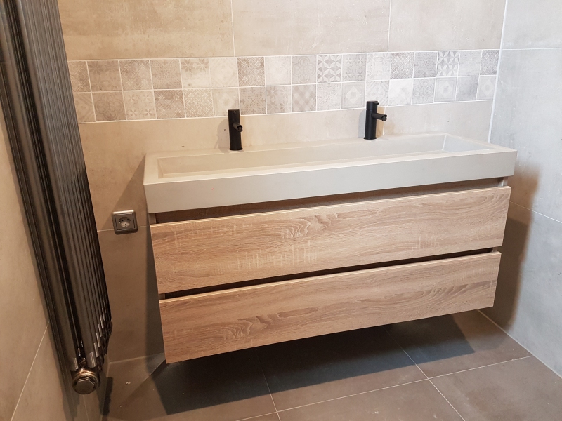 Relax-bouw voor al uw klussen om uw droom badkamer  te realiseren!