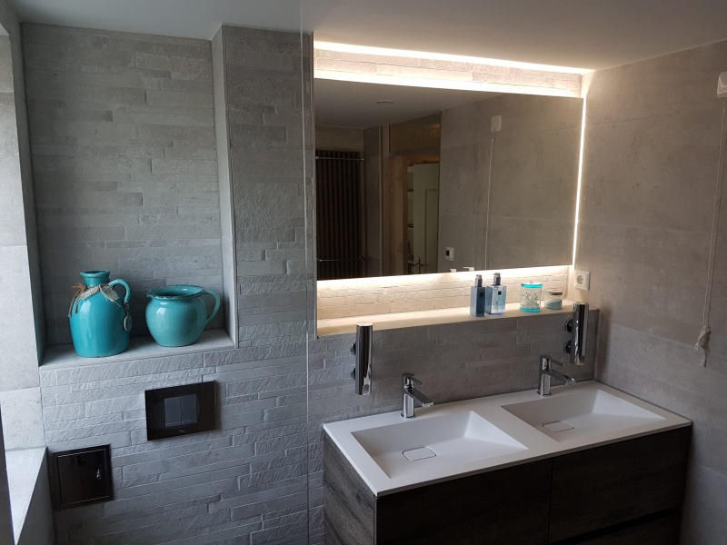Relax-bouw voor al uw klussen om uw droom badkamer  te realiseren!